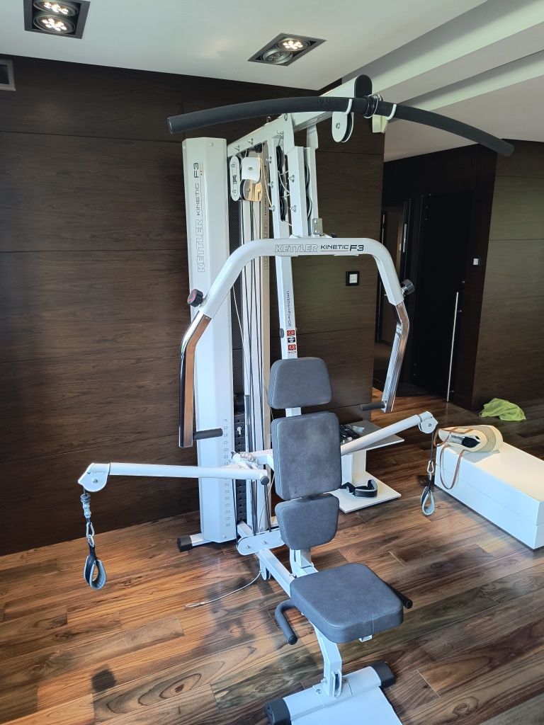 Atlas siłowy KETTLER KINETIC F3 – wielofunkcyjna maszyna treningowa