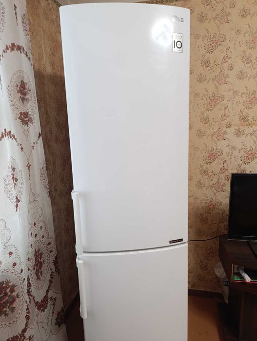 Холодильник LG GA-B499YVCZ