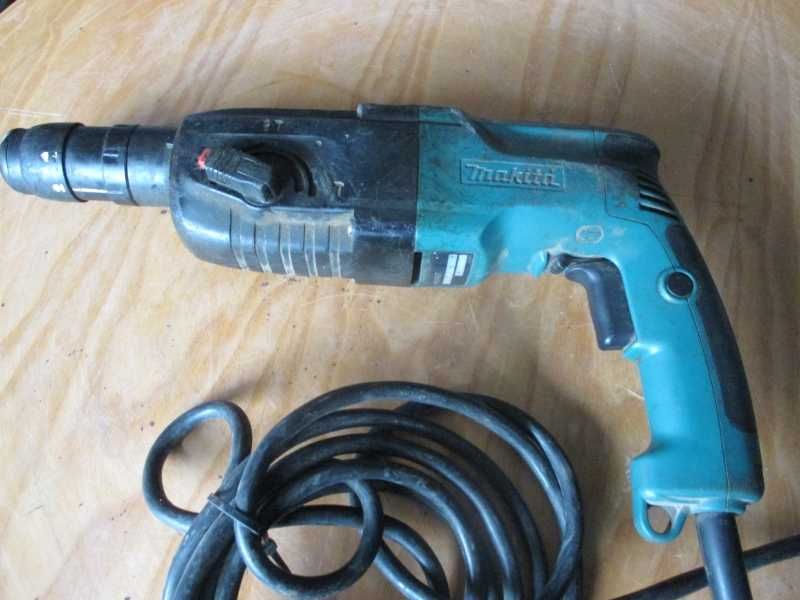 Młotowiertarka Makita HR2450T