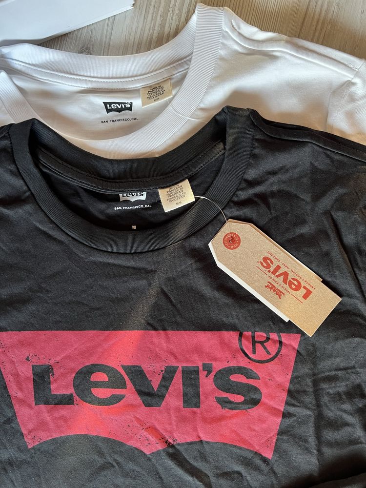 Нова бавовняна футболка levis