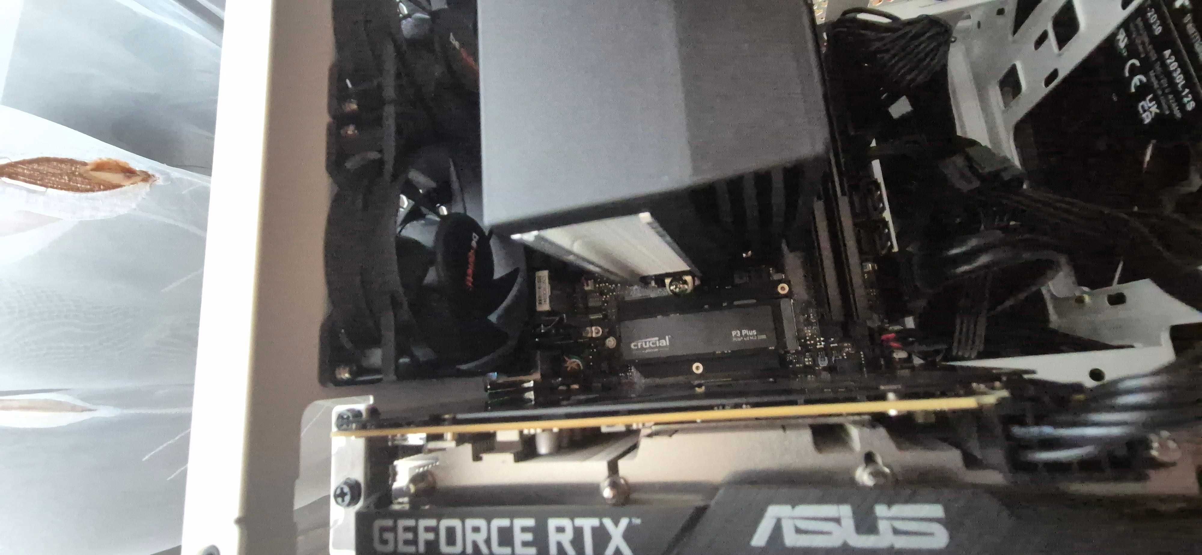 Mini Komputer do grania lub pracy z monitorem