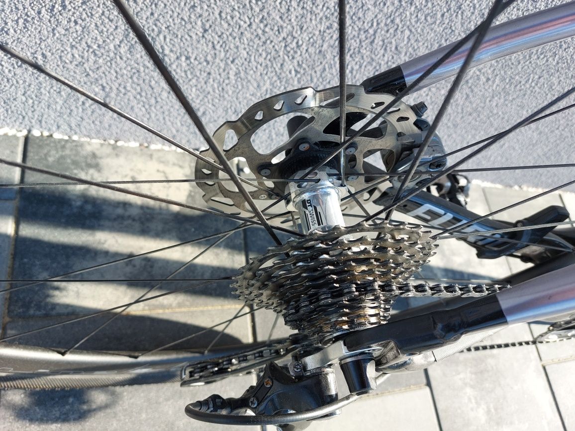 Gravel Accent Furious DTSwiss 105