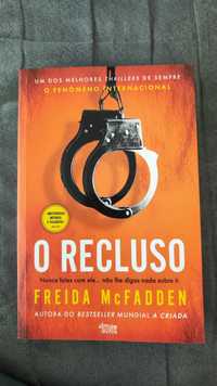 Livro O recluso - Freida McFadden