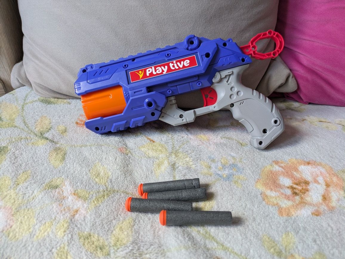 Pistolet na strzałki jak Nerf