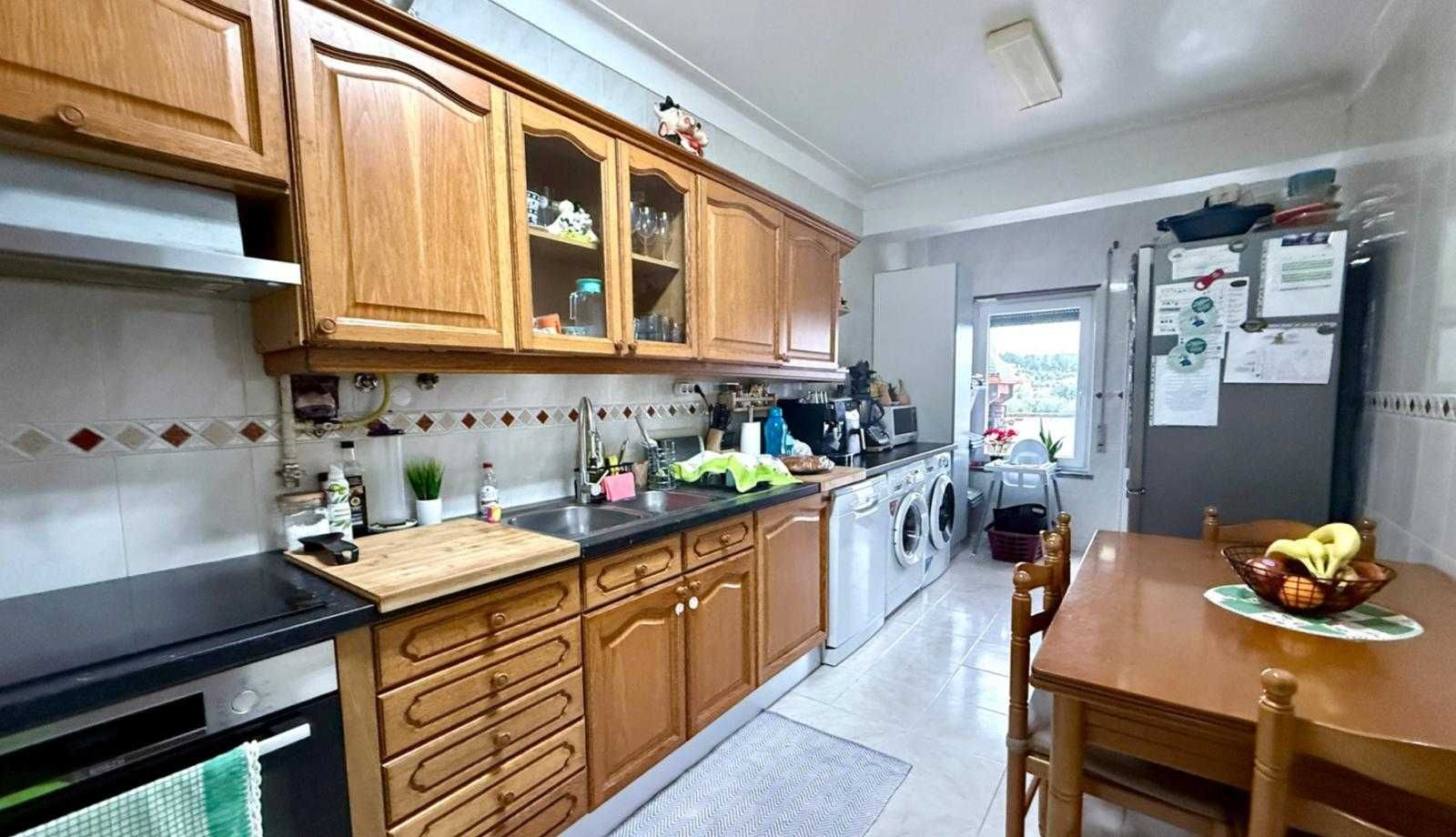 Apartamento T3 Luminoso com Terraço e Churrasqueira – 1.º Andar