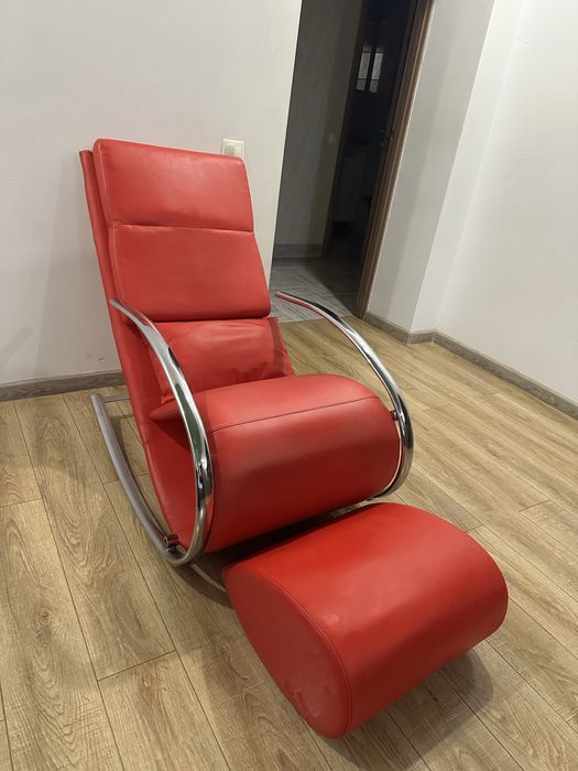 Шкіряне антистресове крісло -качалка