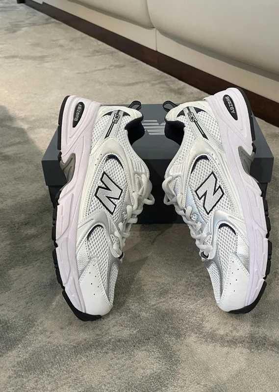 530NB/white DamskieNewBalance530UnisexTrampki rozmiar. 39