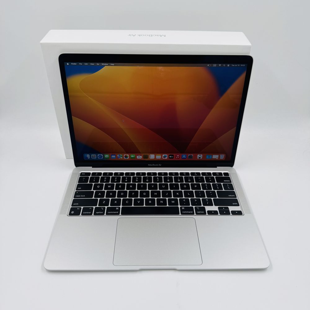 5 циклів Apple Macbook Air 13 2020 M1 16GB RAM 512GB SSD Silver IL6082