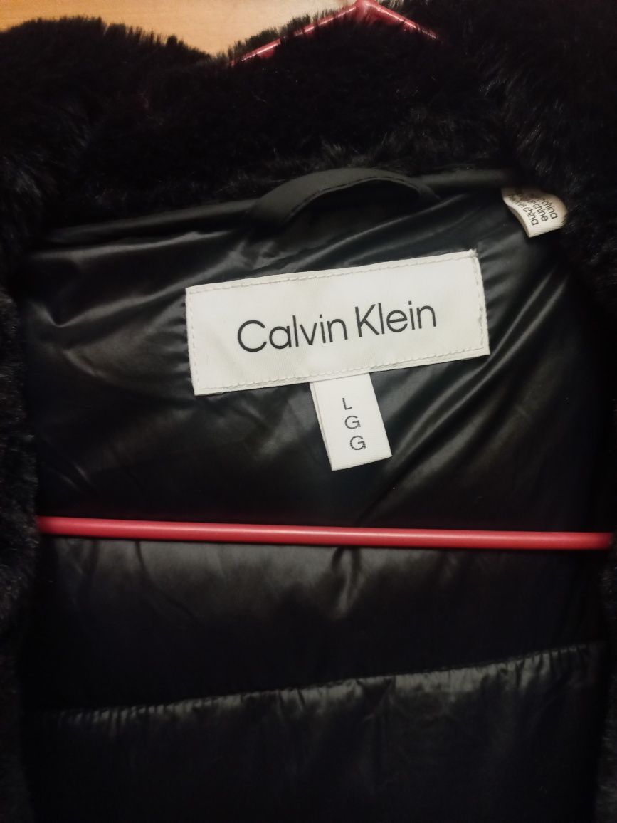 Продам новый пуховик Calvin Klein (L) оригинал