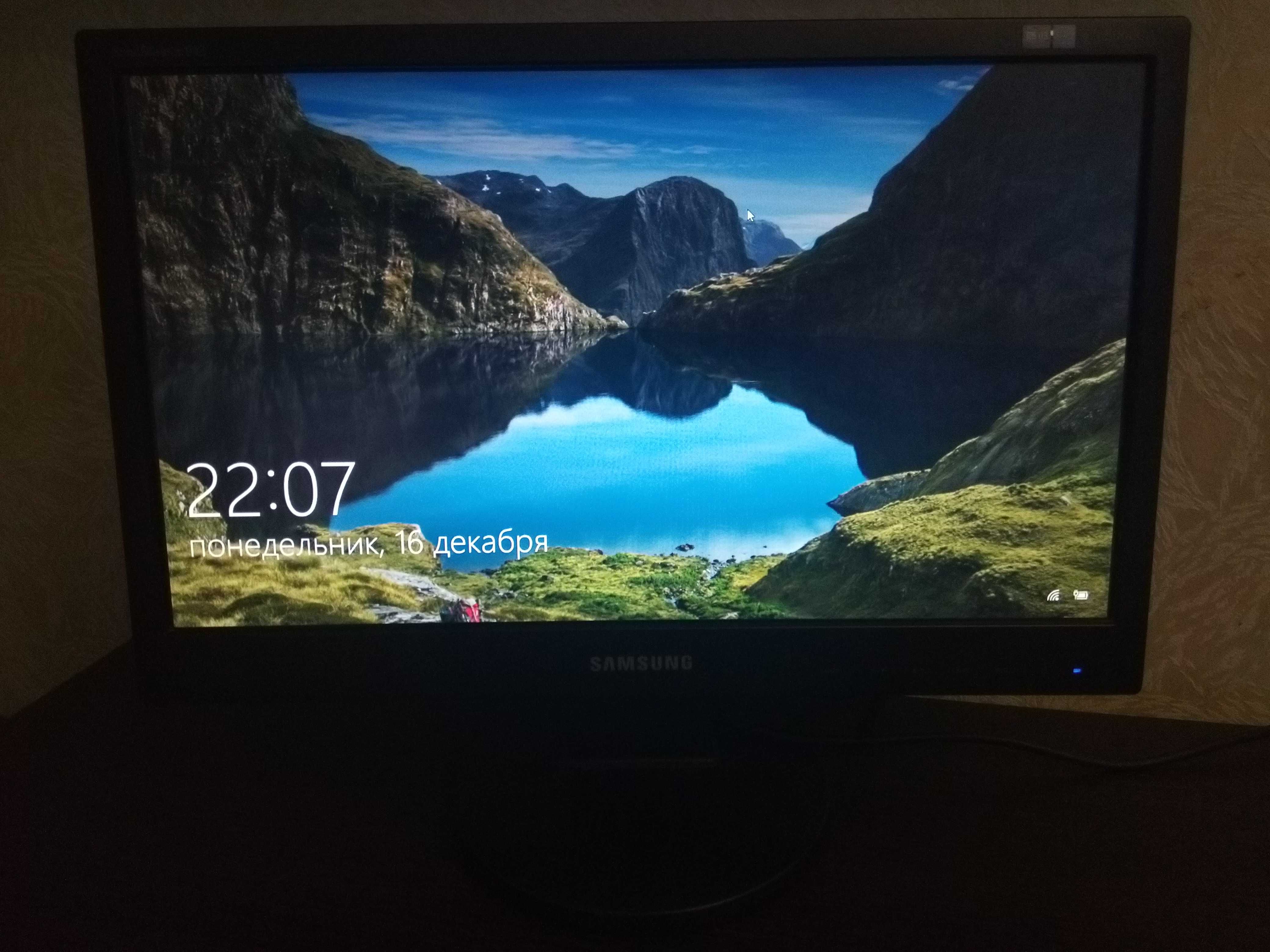Монитор Samsung SyncMaster 943SN LS19MYYKBBA/EN