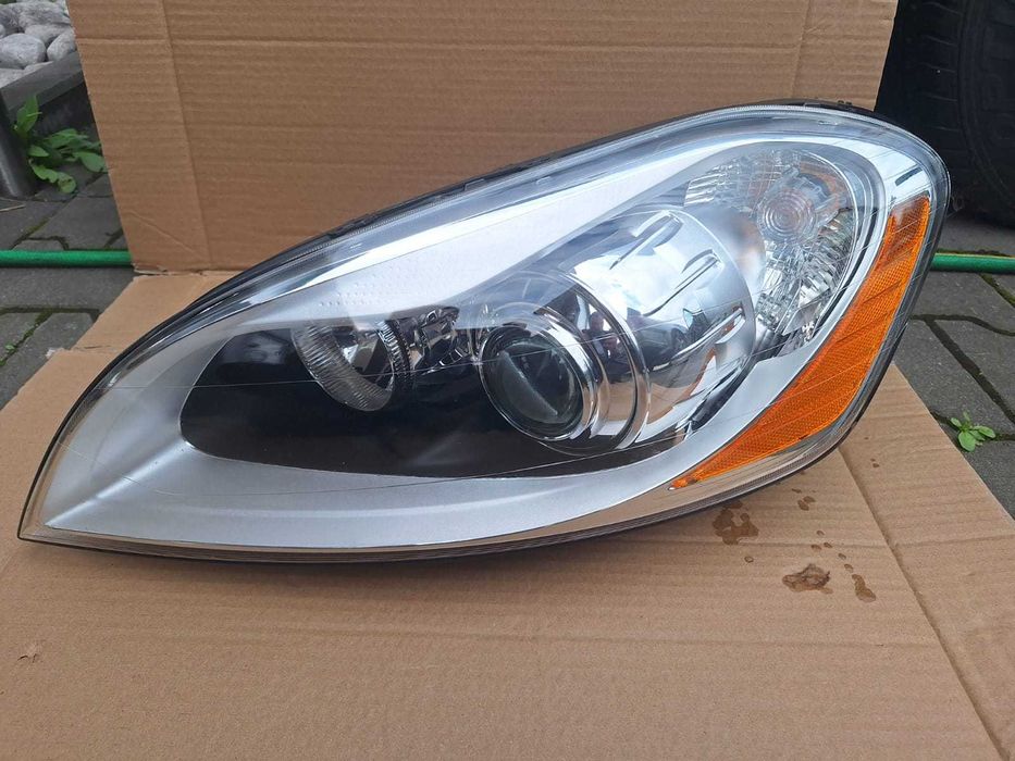 Volvo Xc60 bi-xenon xenon lewy