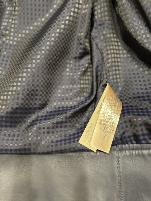 Шкіряна жіноча куртка Massimo Dutti