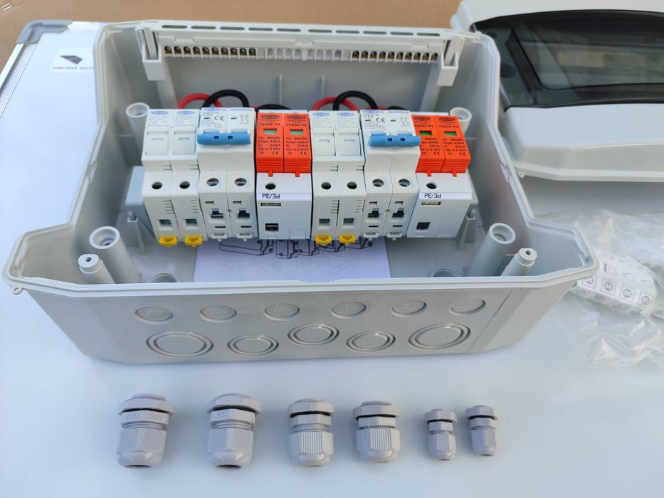 Сонячний щиток 2 поля  PV  для сонячних панелей для Deye 5/6/8