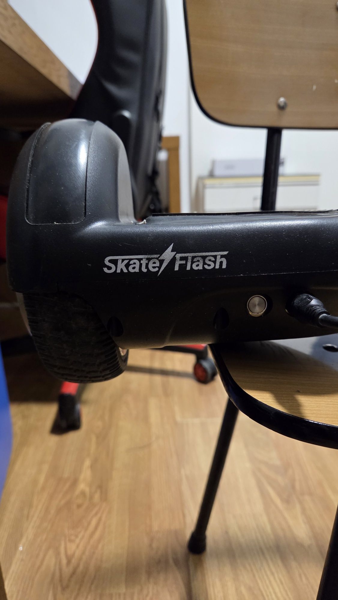 Hoverboard skateflash