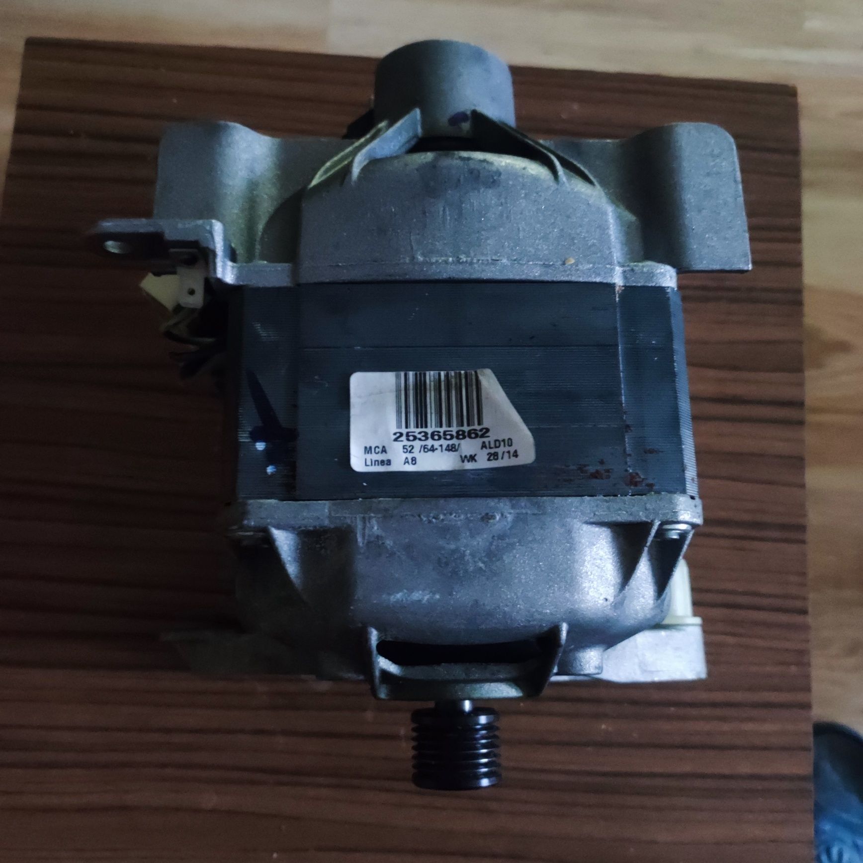 Silnik Whirlpool MCA 52/64-148/ALD10