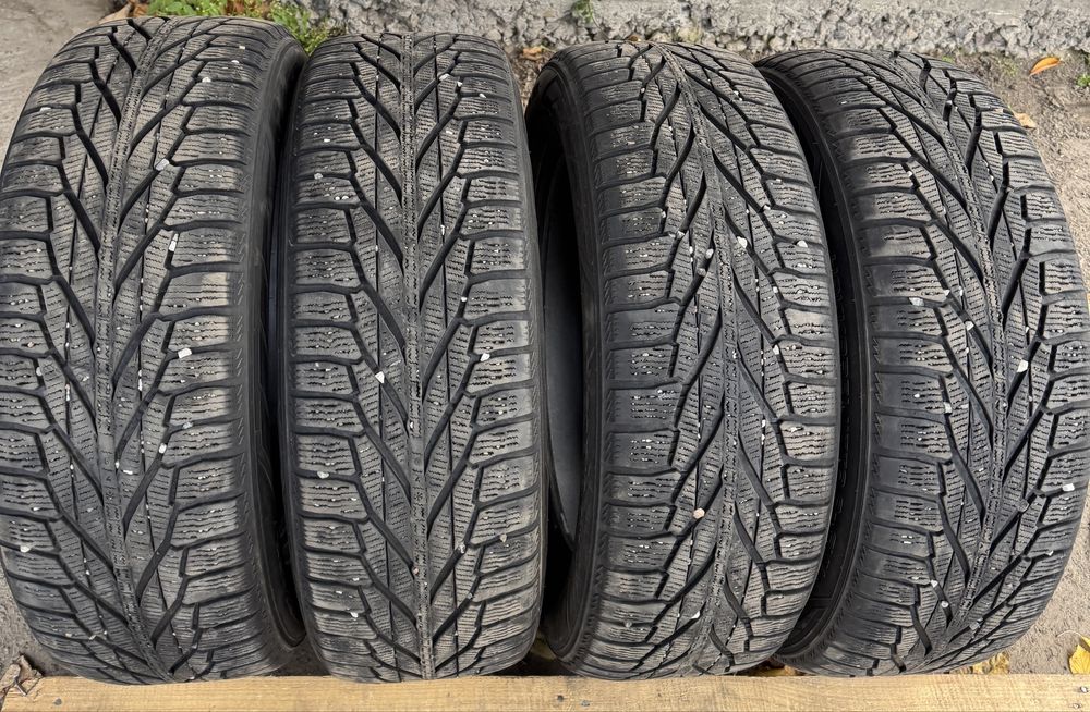 225 60 18 Nokian Hakkapeliitta