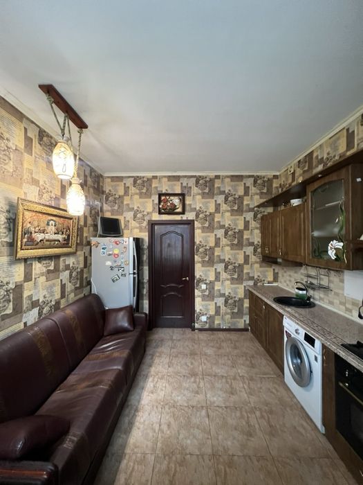 Продам 3 кімнатну квартиру Зелена Галявина