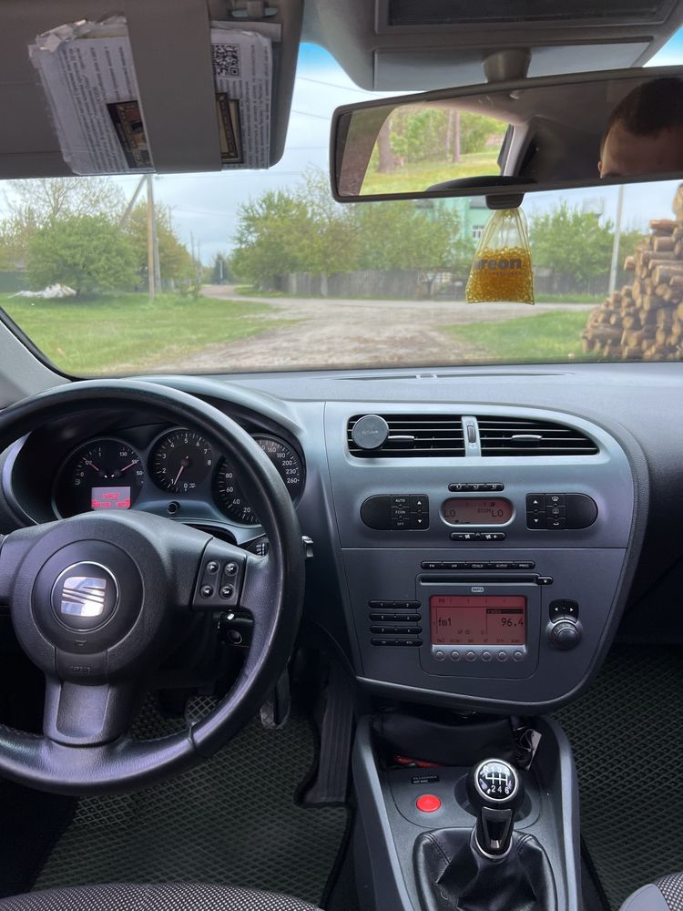 Seat leon 2008 рік