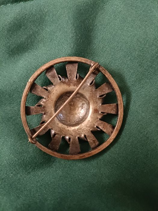 Ładna stara broszka Rytosztuka