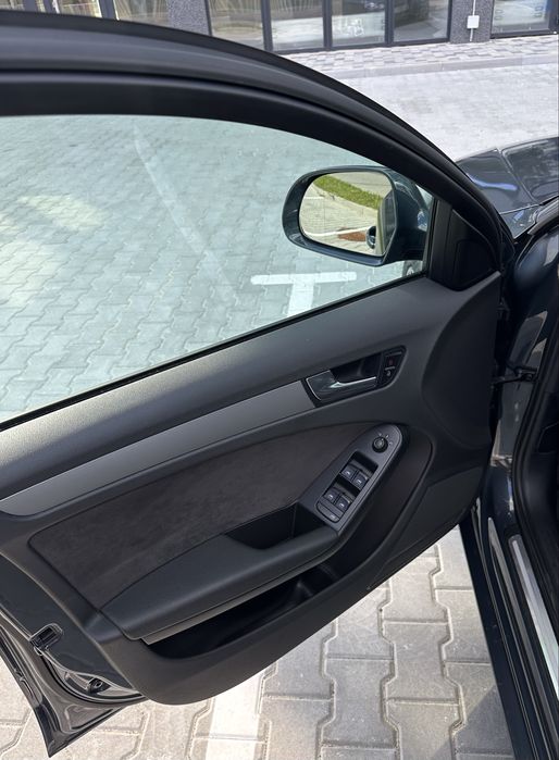 Продам машину Audi A4 2009 р