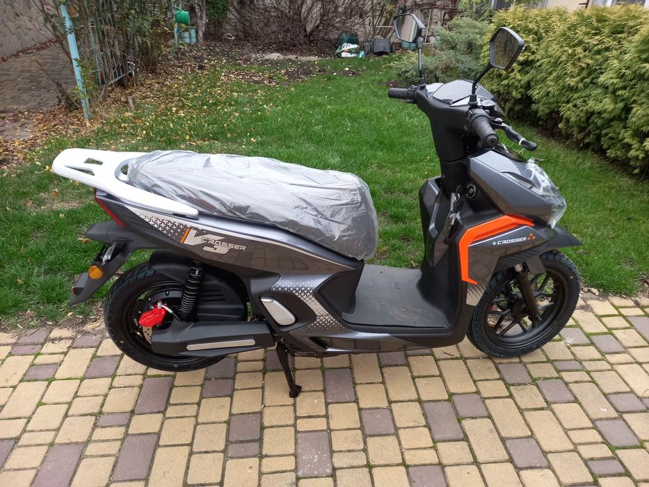 Скутер електричний Crosser V3 2500W