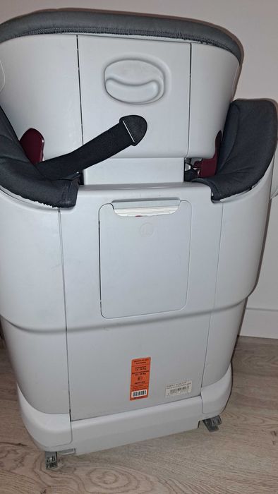 Fotelik samochodowy Britax Römer Kidfix II XP SICT – 15–36 kg