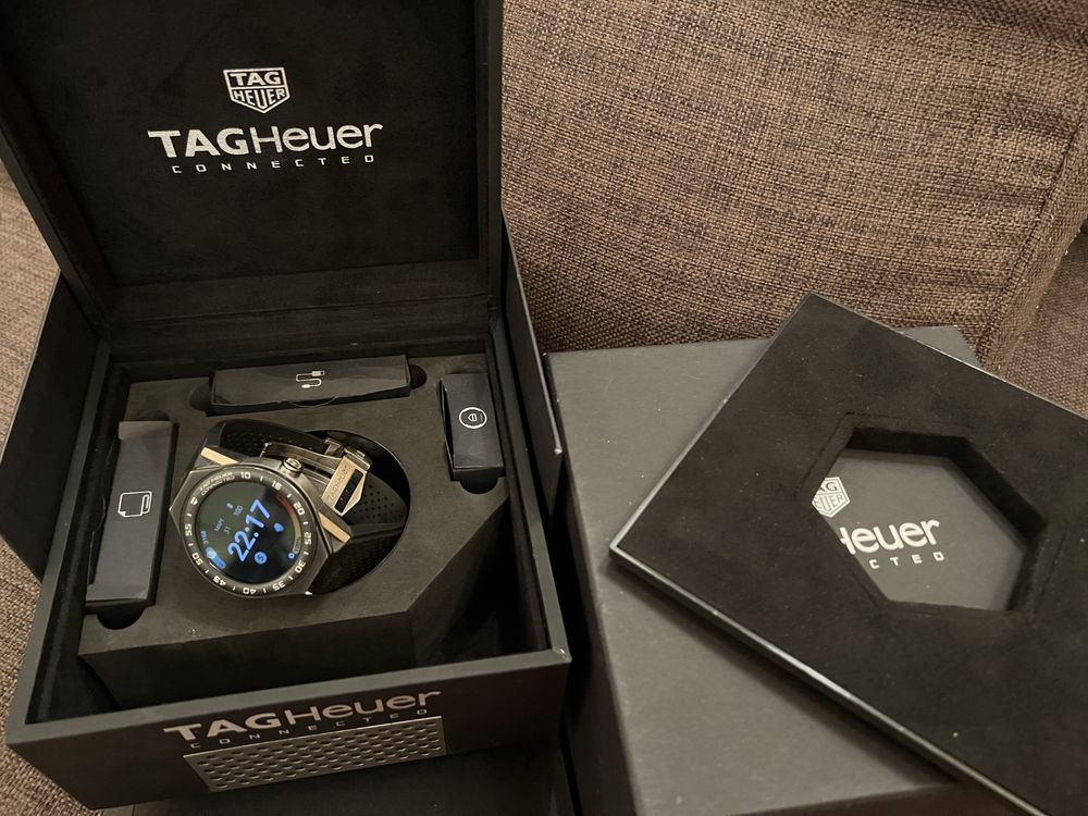 Продам TAG Heuer Connected Modular 45