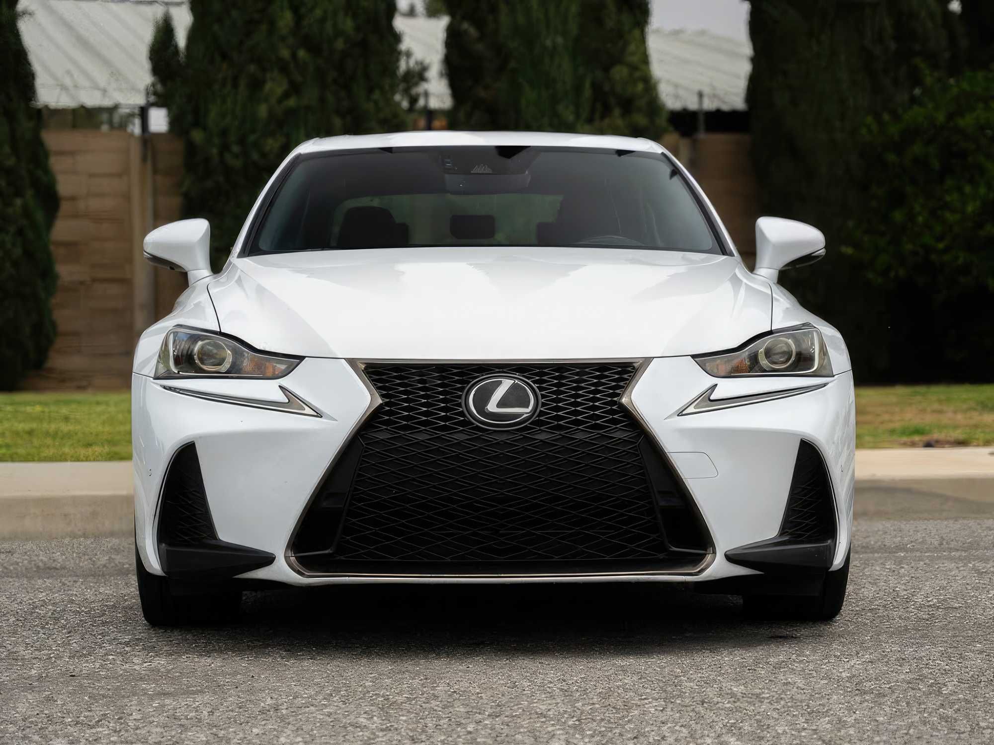 2018 Lexus IS 300