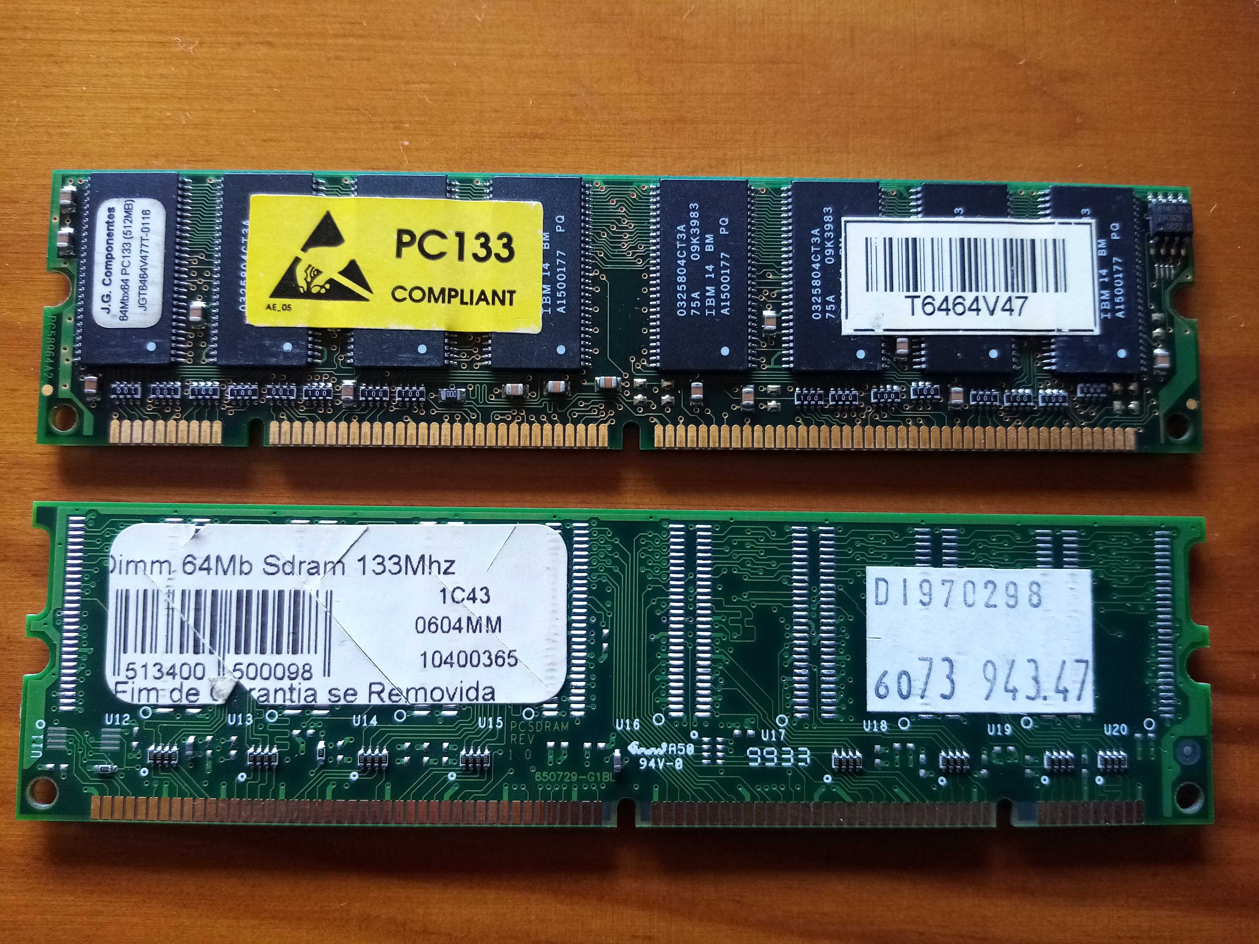 Memória SDRAM DIMM 512Mb PC133