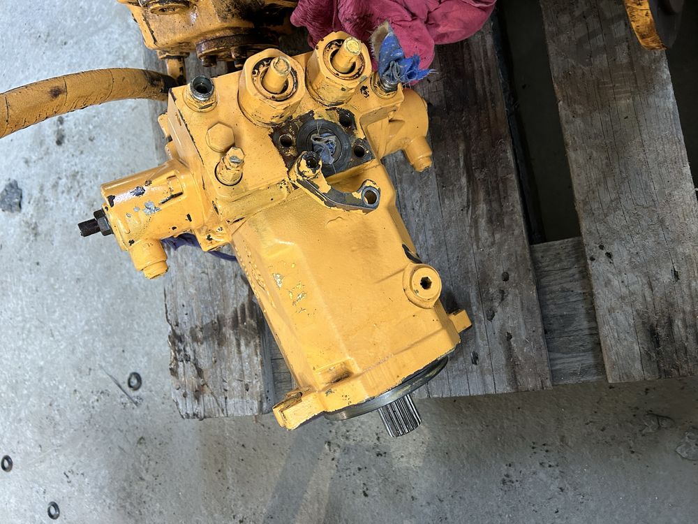Hydromotor obrotu linde do koparki liebherr 914, 924