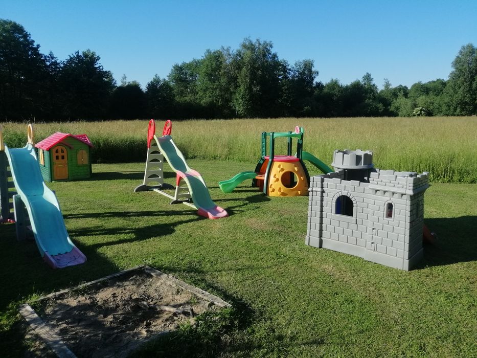 MAZURY Duży Domek, cztery sypialnie, 100m do jeziora, jacuzzi