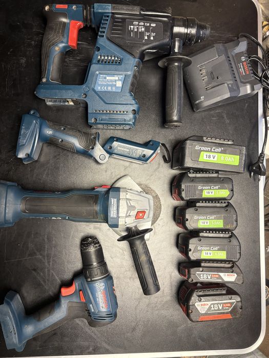 Zestaw elektronarzędzi akumulatorowych Bosch