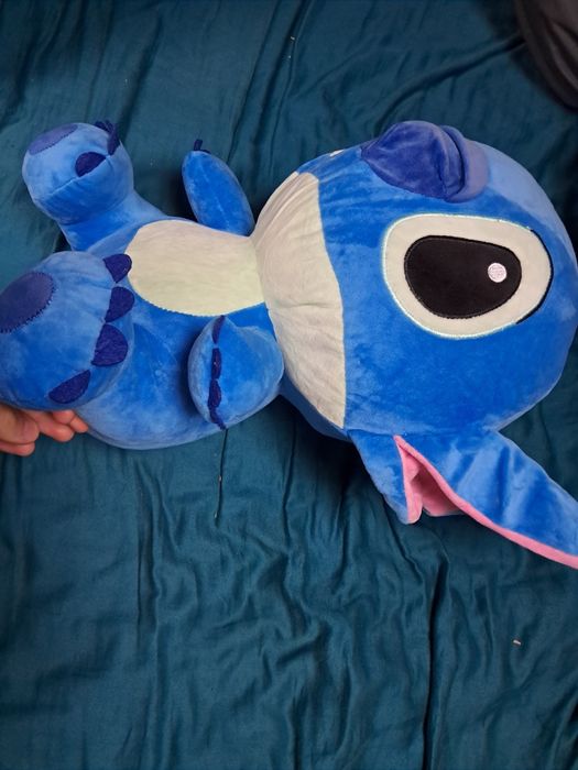 Pluszak miś beżowy i pluszak z bajki stich