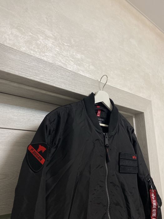 Бомбер Alpha industries