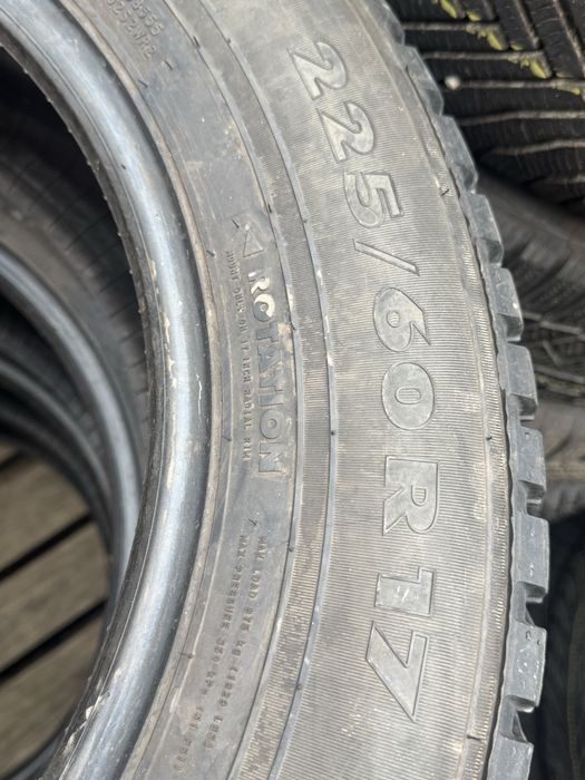 Nokian 225/60/17 шип