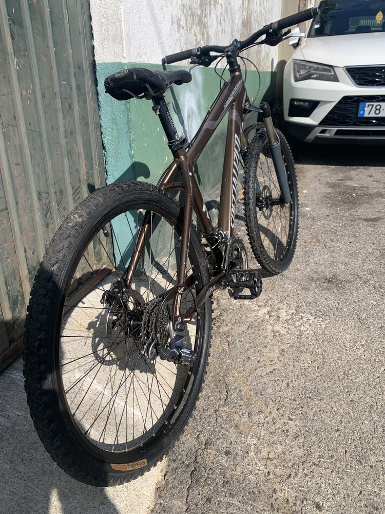 Bicicleta specialized hardrock pro