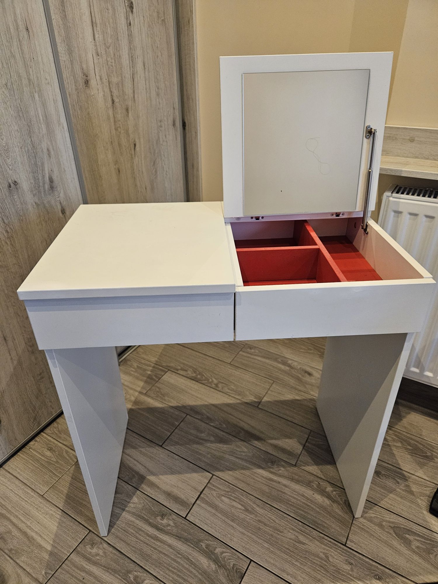 Toaletka z szufladą, lustrem IKEA