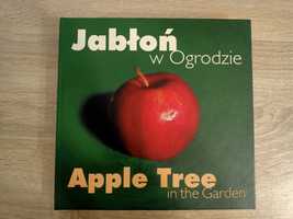 Jabłoń w Ogrodzie - książka PAN