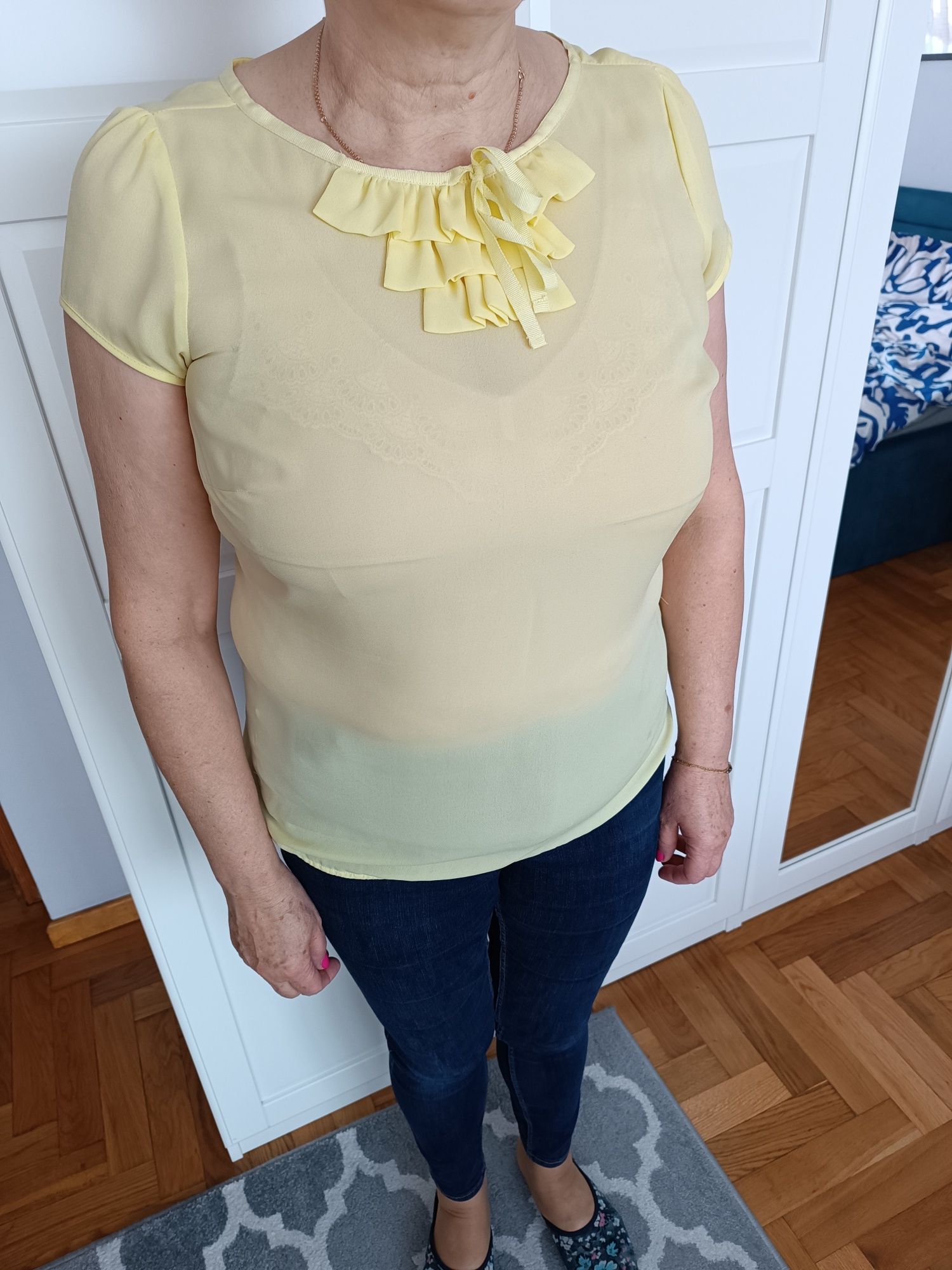 Żółta, elegancka bluzka z krótkim rękawem Mohito rozmiar XL 42