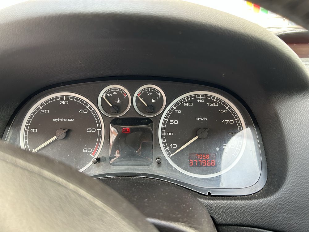 Carro Peugeot 307