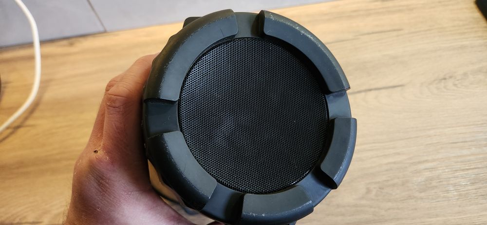 Портативна колонка Manta SPK204FM