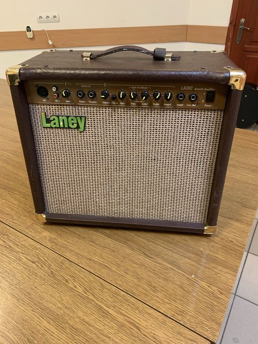 Laney LA30C (комбопідсилювач, комбік)