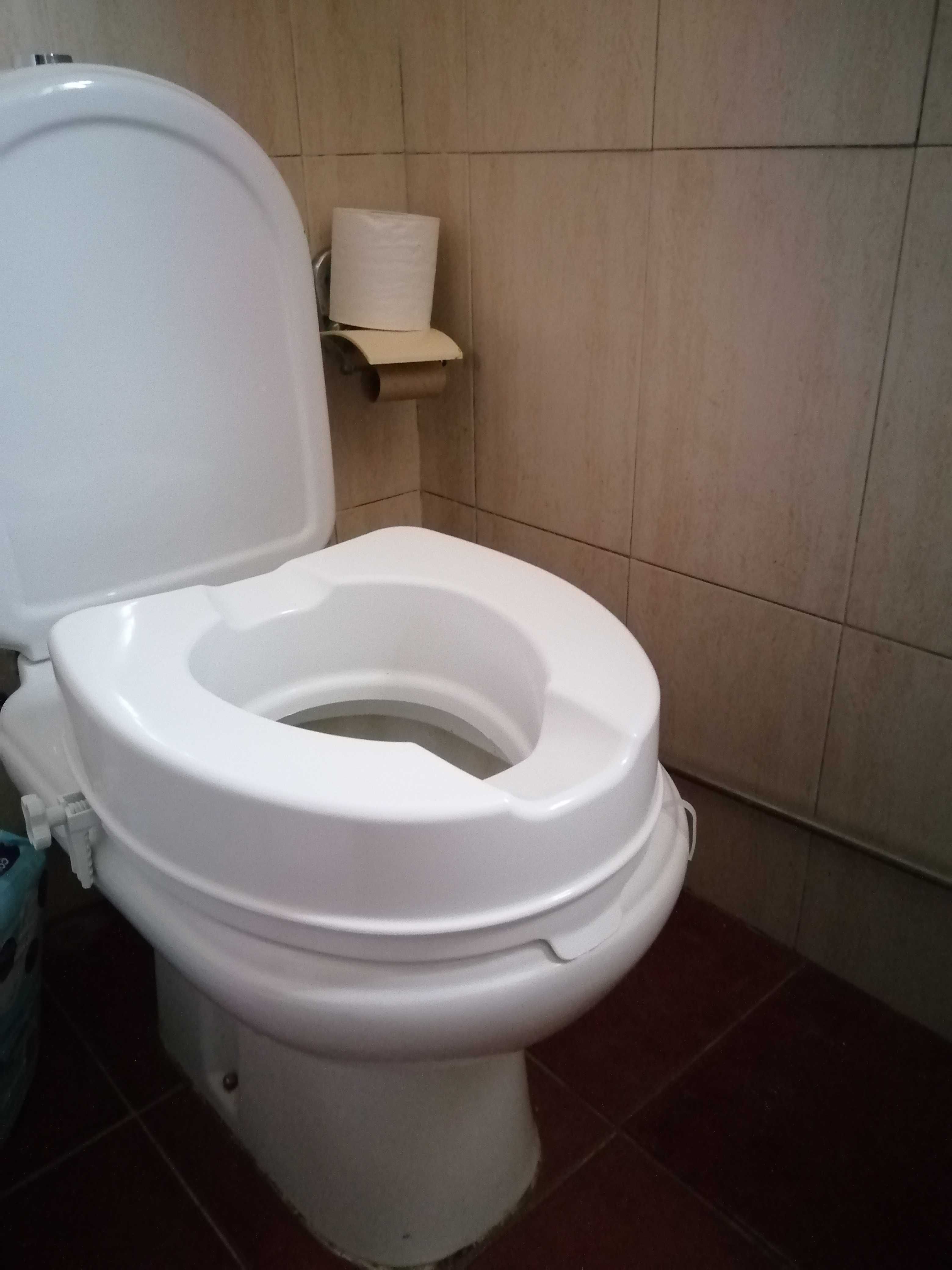 Assento sanitário elevatório /Base de sanita