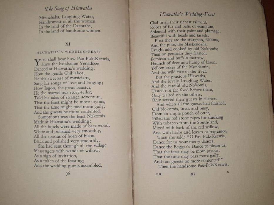 The Song of Hiawatha, Henry Wadsworth Longfellow, 1929