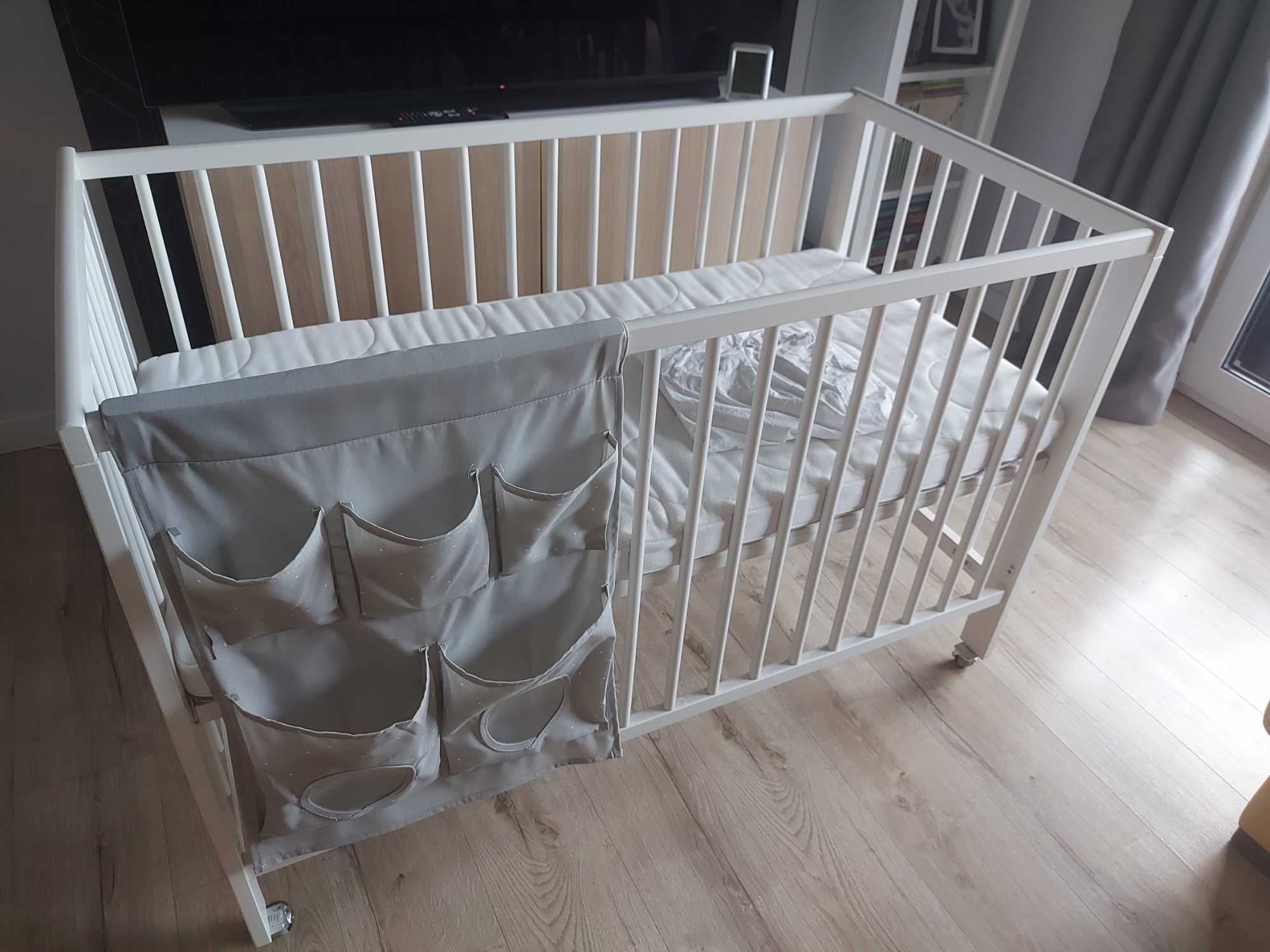 Łóżeczko Ikea z materacem
