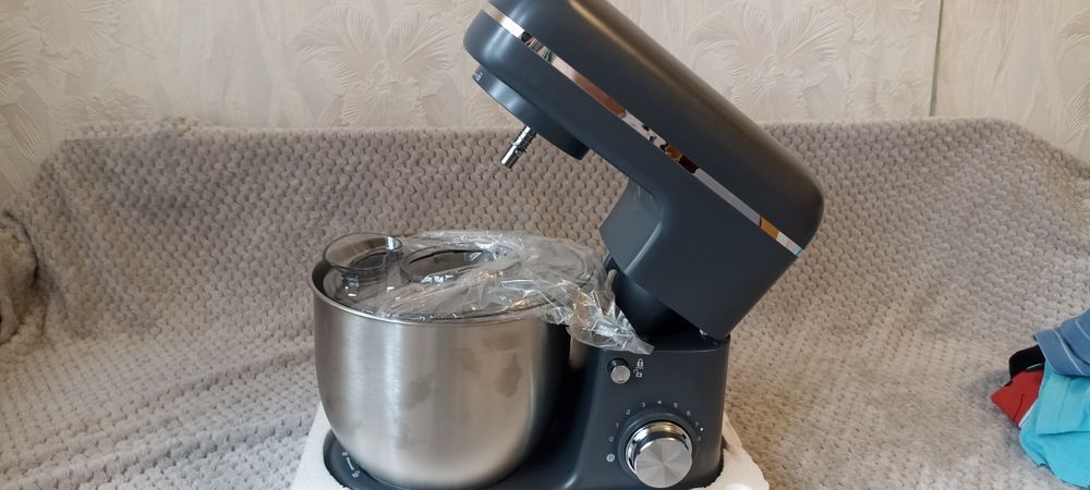 Планетарний міксер професійний 5л