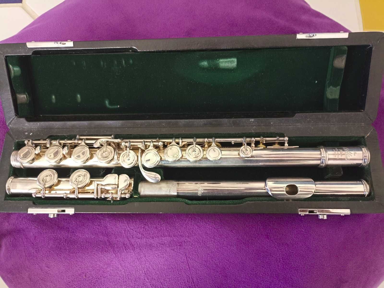 ALTUS A807 Handmade Flute