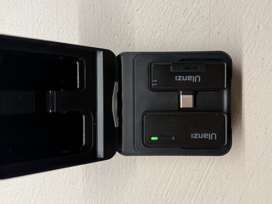 Бездротовий мікрофон ULANZI UW-MIC 10T USB із зарядженим футляром