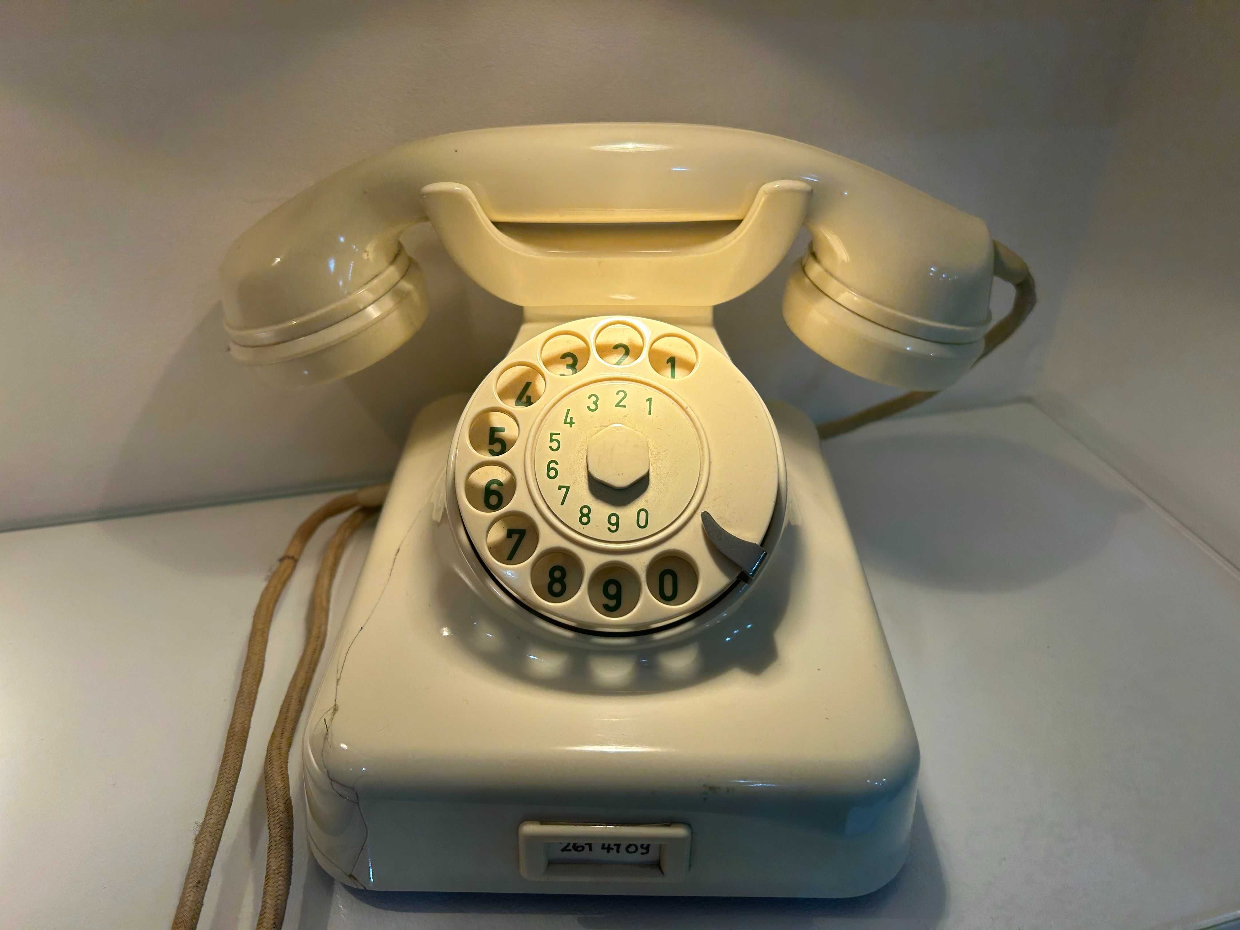 Piękny telefon retro