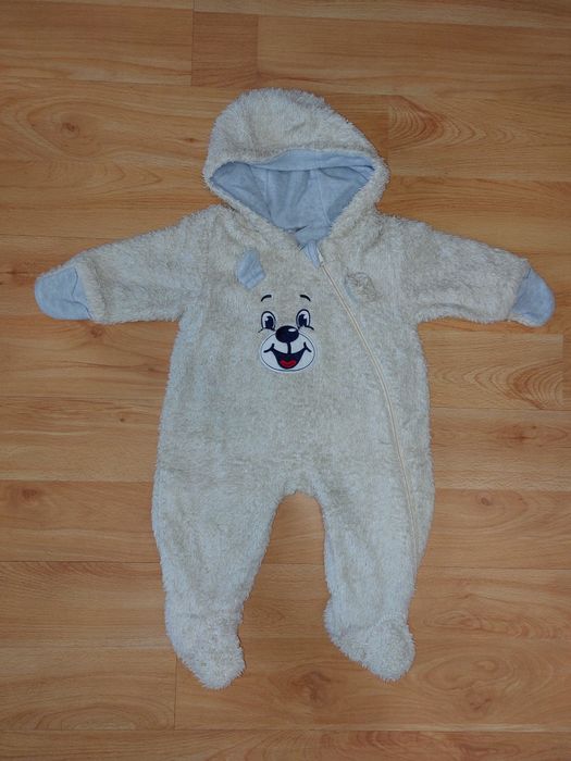 Kombinezon jesienny wiosenny kremowy z misiem 50-56 cm Ergee